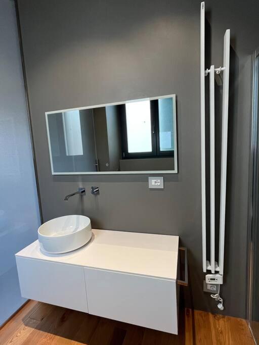 New Residence On Lungarno Soderini Near Ponte Vecchio Florens Exteriör bild